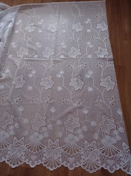 Záclonka 1,55 x 3.60,