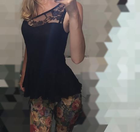 Čipkovaný peplum top, s