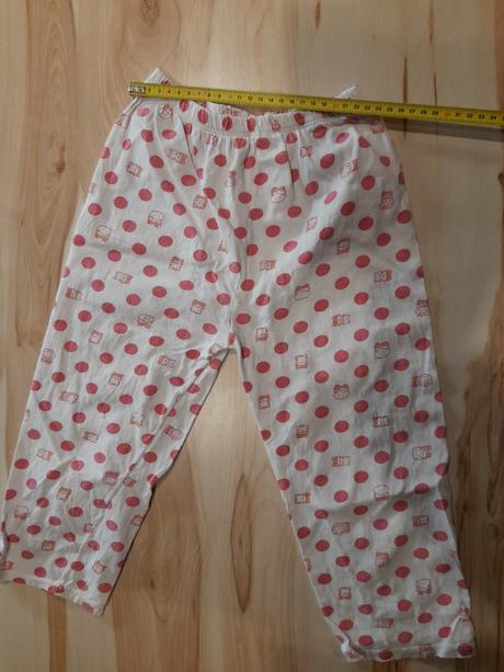 Bodkované pyžamko, 104