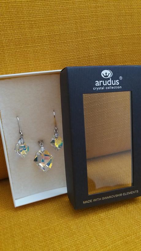 Arudus crystal collection made with swarovski, swarovski