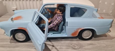 Harry potter lietajúce auto,