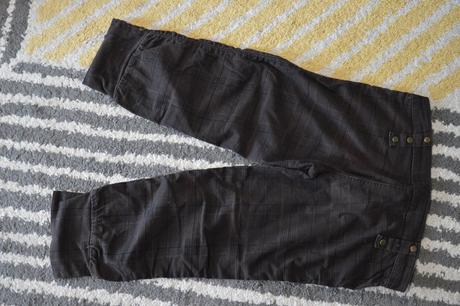 Trojštvrťové nohavice, 38