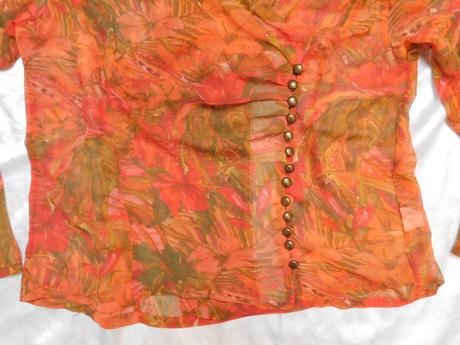 Velmi pekna bluzka, 42