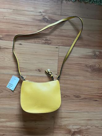 Kabelka s visačkou, reserved