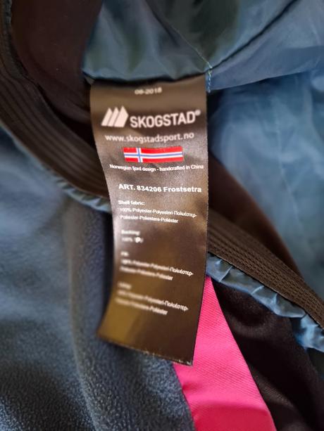 Zimna funkčná bunda, 36