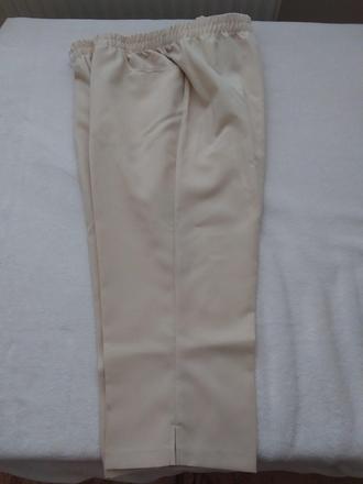 Nohavice a druhé za super cenu, 40