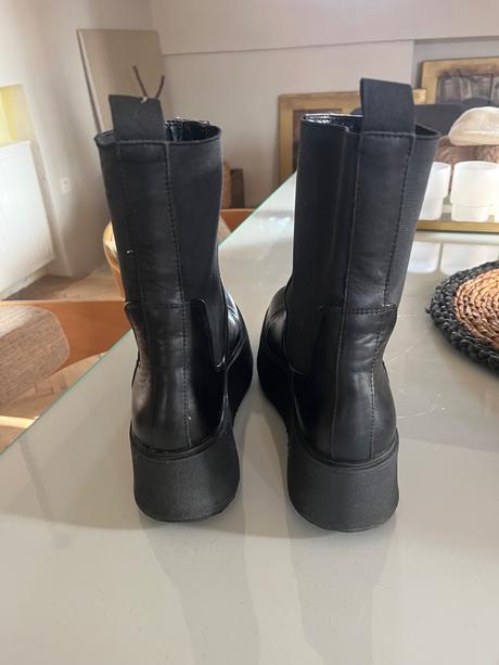 Kožene čižmy zara v.38, zara,38