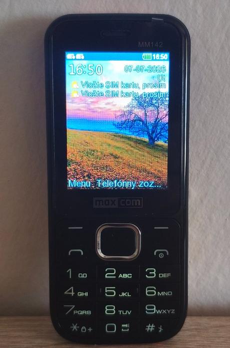 Maxcom mm142 dual sim,