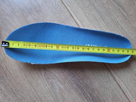 Turistická obuv, 37