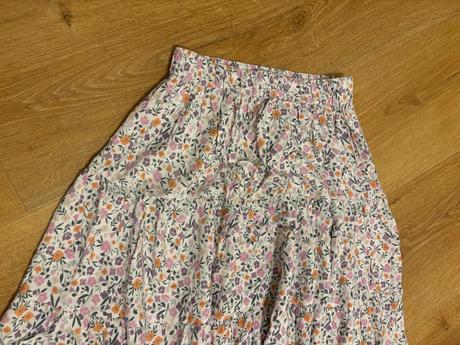 Kvetovana midi sukna naaadherna, coccodrillo,152