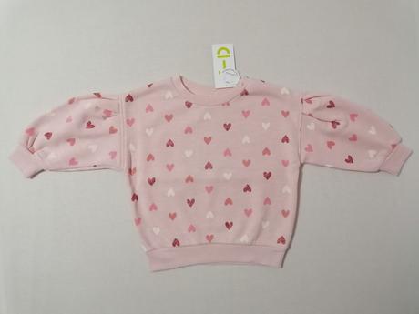 Nova mikina so srdieckami, 92