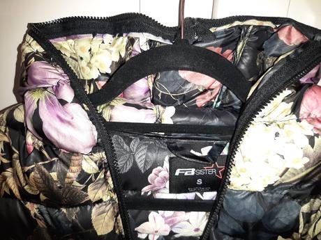 Perfektná kvetinková bunda, fishbone,s