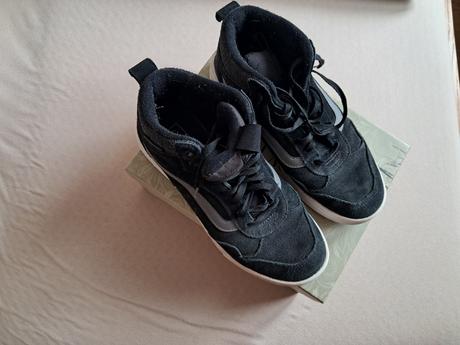 Prechodné kožené topánky, vans,42