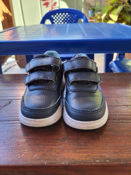 Tenisky  + doporučené poštovné, adidas,25