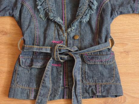 Rifľový kabátik s opaskom - 2-3x oblečený, 110