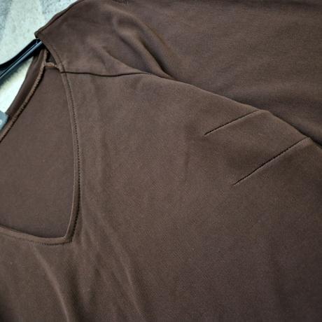 Errore top hnedý, s