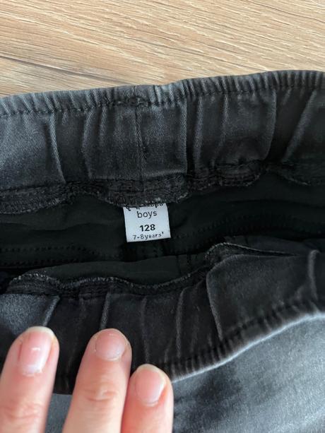 Riflove kraťasy, dopodopo,128