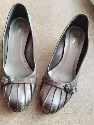 Dámska vychádzková obuv- 2 páry, 35