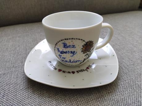 Vlastnoručne maľované šálky, 