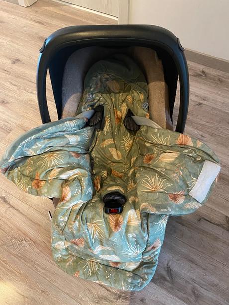 Fusak do autosedacky sleepee, 