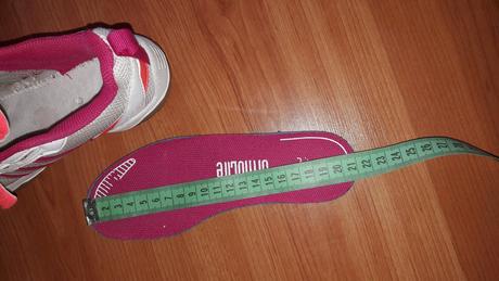Tenisky -halovky, adidas,32