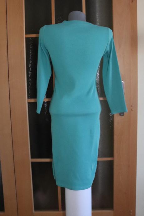 Elastické šaty - bezchybný stav, s