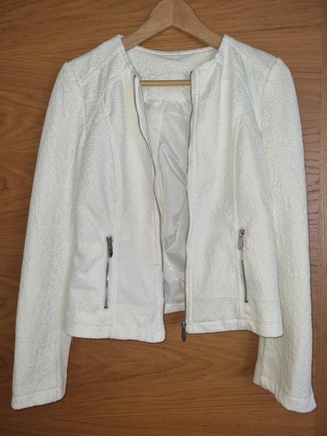 Športovo elegantná bundička sako, s