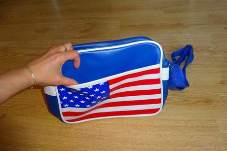 Taška cez plece s americkou vlajkou, 