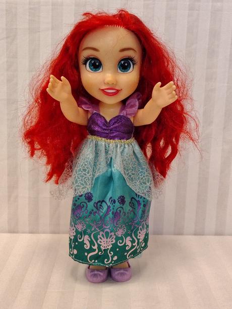 Ariel 2v1 (morská víla/princezná) jakks pacific,