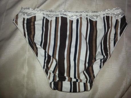 Komplet nohavicky a 2ks podprseniek, 75b