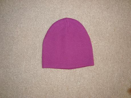 Fialova ciapka, c&a,104