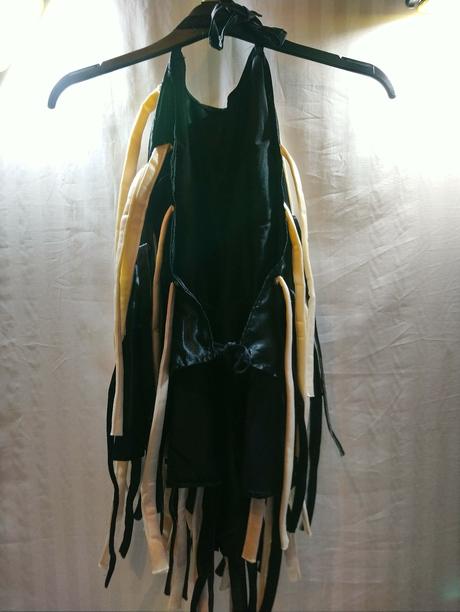 3-dielny kostým obryňa, body, zástera, laby, xl, 