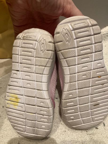 Dievčenské tenisky, lotto,22