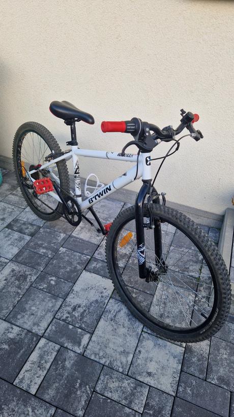 B'twin rockrider 300 jr 24" (decathlon)., 24