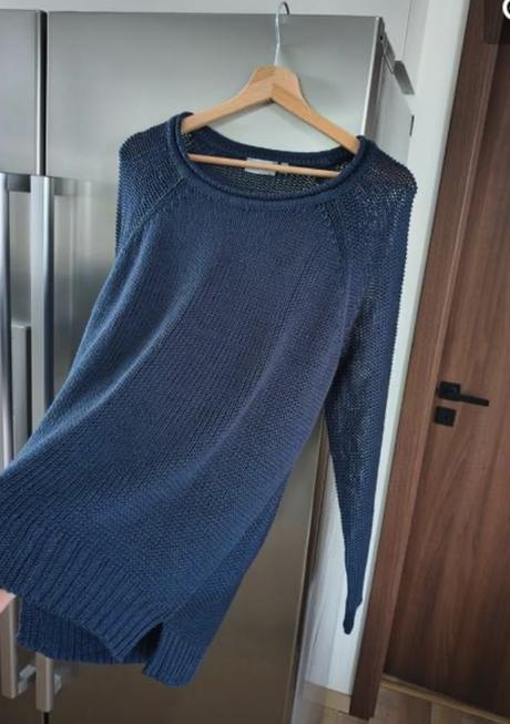 La strada tmavo modrý dierkovaný svetrík m-l, l