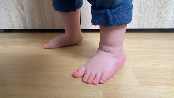 Aké topánky na prvé kroky na nožičku 12,5 x 5,8 cm?