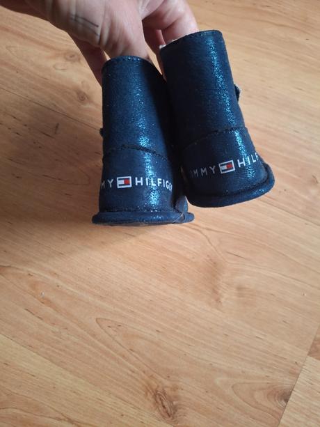 Capačky, tommy hilfiger,<17