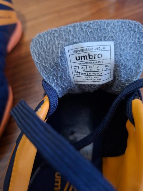 Halovky zn.umbro, umbro,31