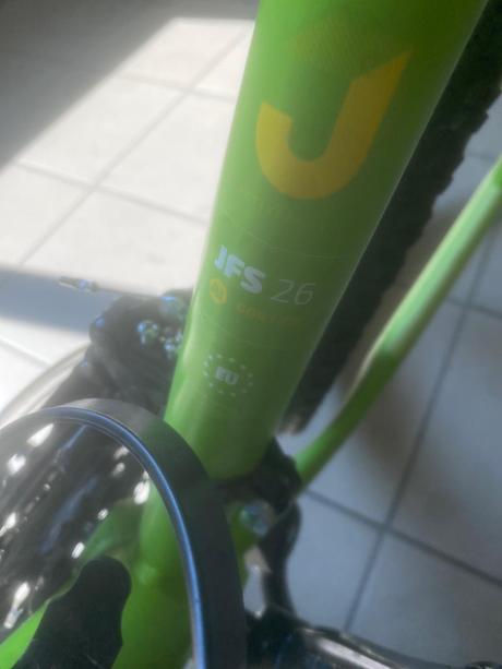 Bicykel, dema,26
