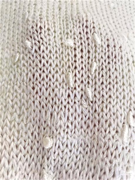 Perleťové uzlíčkové pletené triko oversize, l