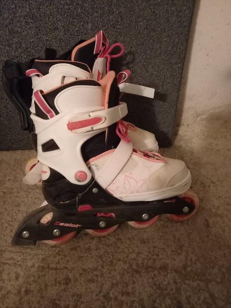 Kolieskové korčule, zealot,33