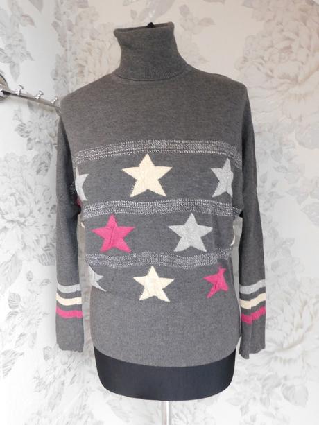 Velmi pekny trendy pulover, 36