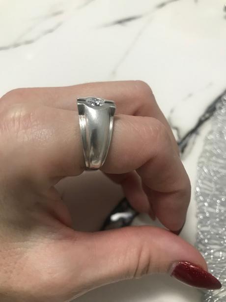 Prsteň strieborny -práve striebro 925,