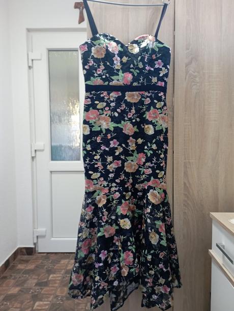 Chi chi london šaty, 38