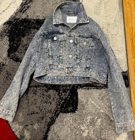 Na predaj krasne moderne oblecenie s m, geox,s