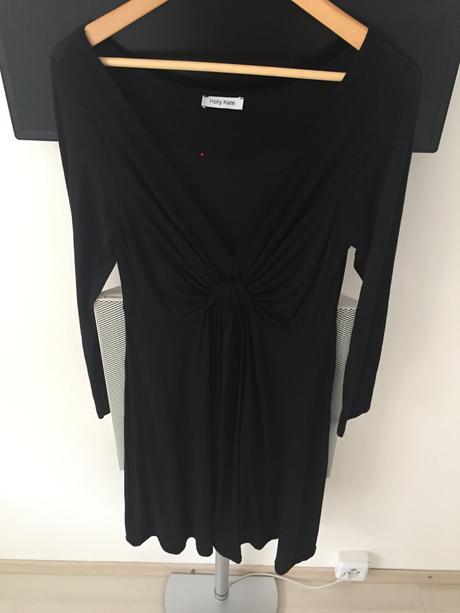 Čierne saty s rukavom do a, 40