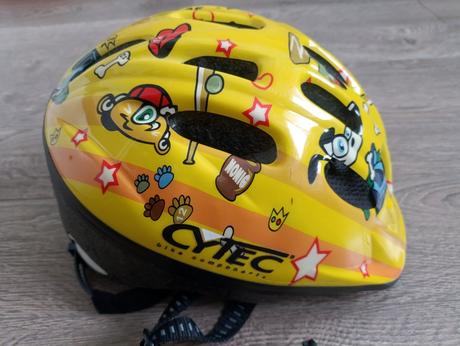 Detská cyklistická prilba s / do cca 10 r., s