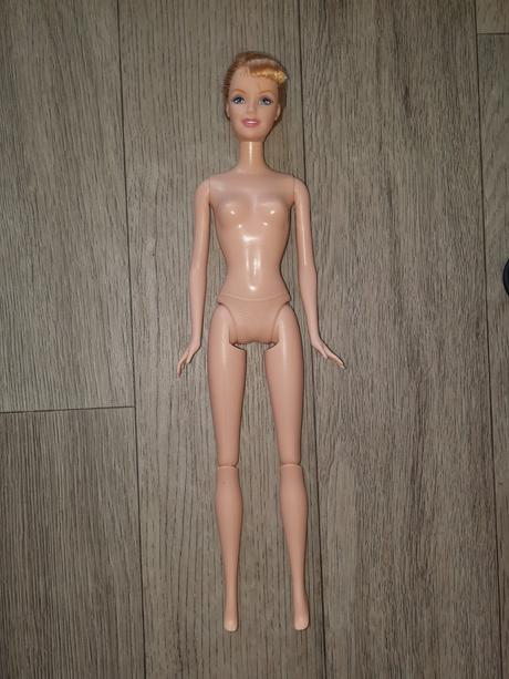 Barbie baletka s drdolom 2001,