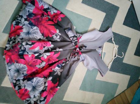 Spoločenské šaty +pre dcerku, s