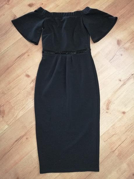 Krásne malé čierne, 34